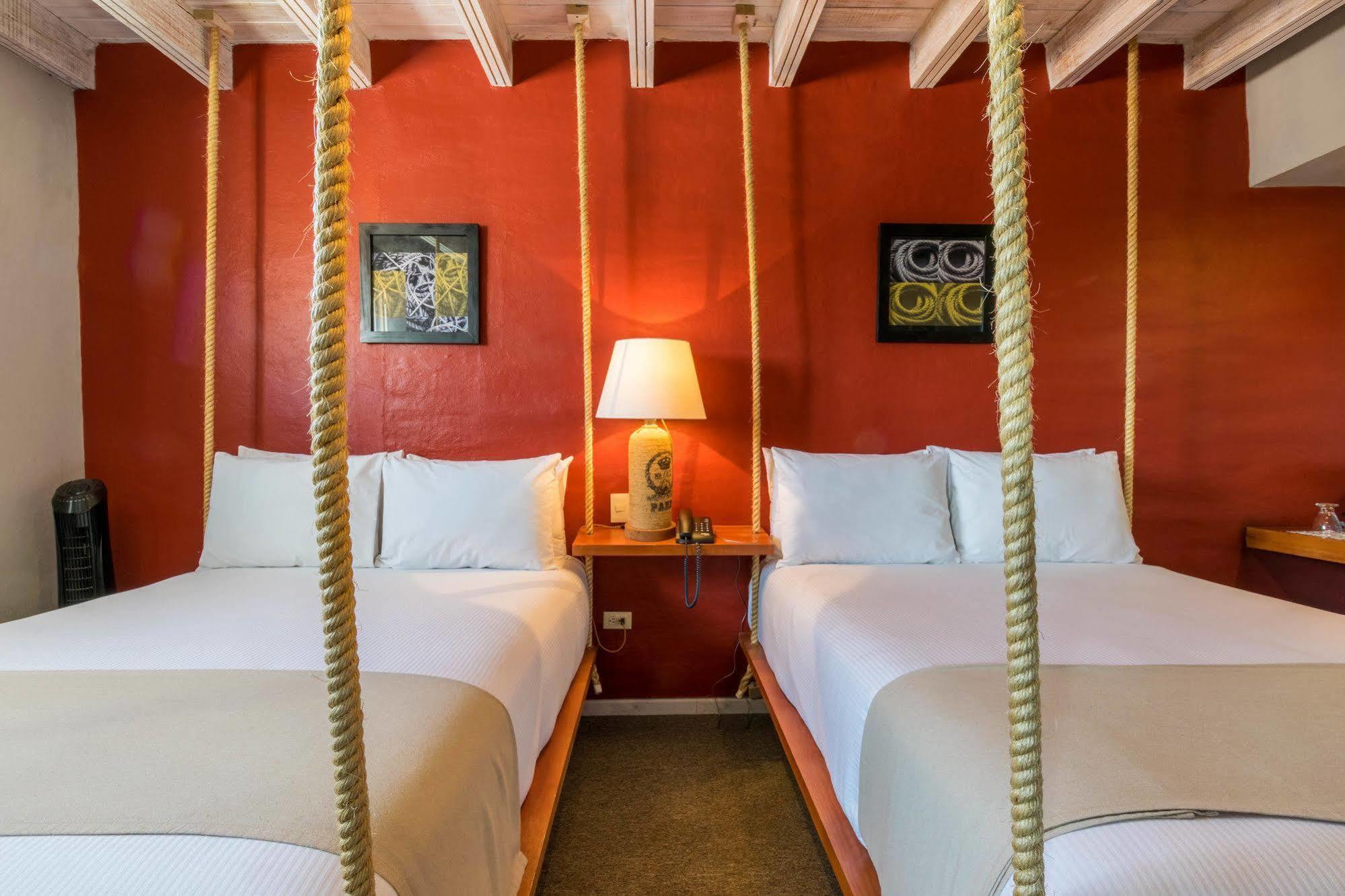 Hotel Damiana Boutique Queretaro Bagian luar foto