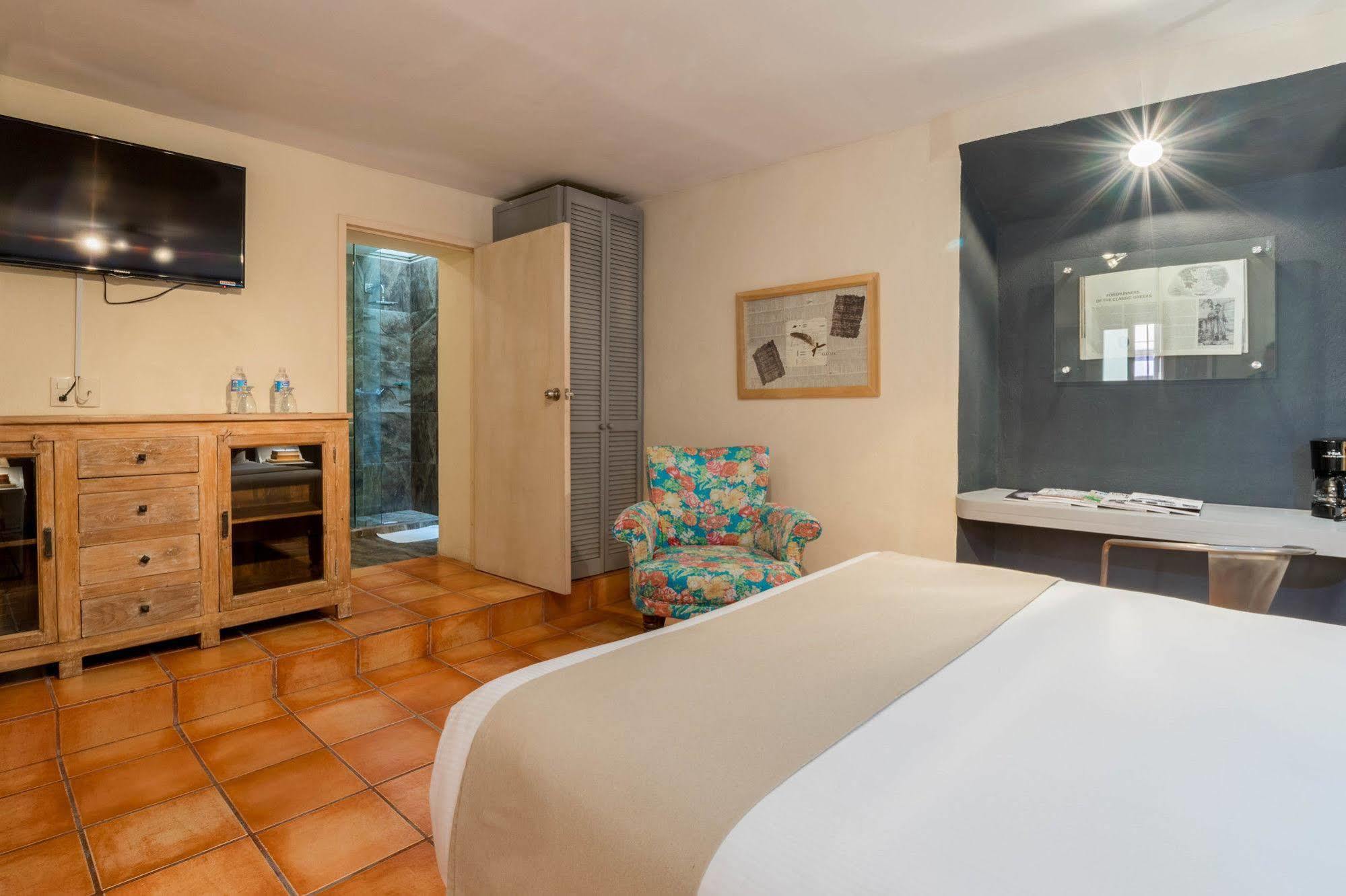 Hotel Damiana Boutique Queretaro Bagian luar foto